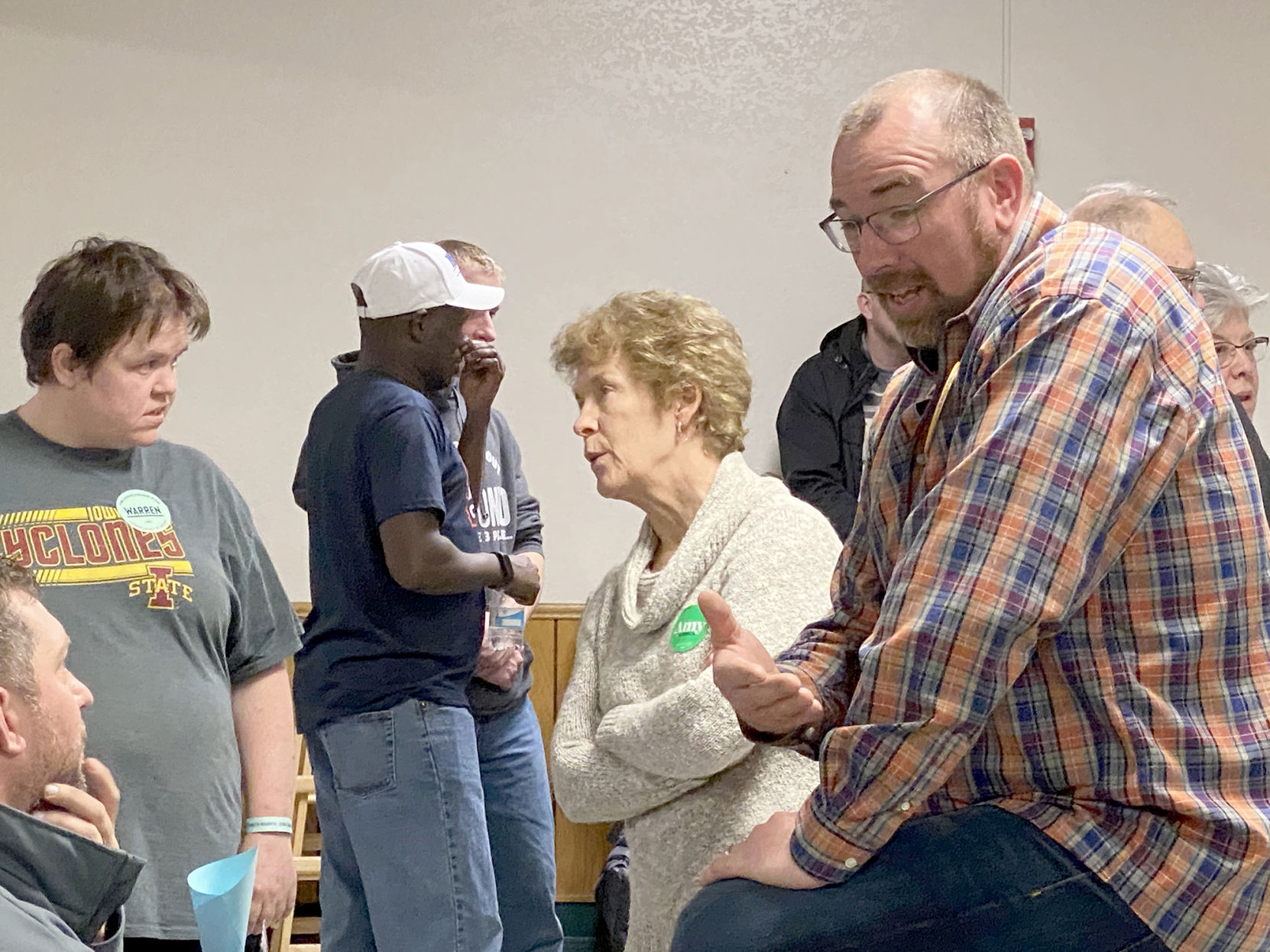 caucus carroll w2 hooper 20-02-03